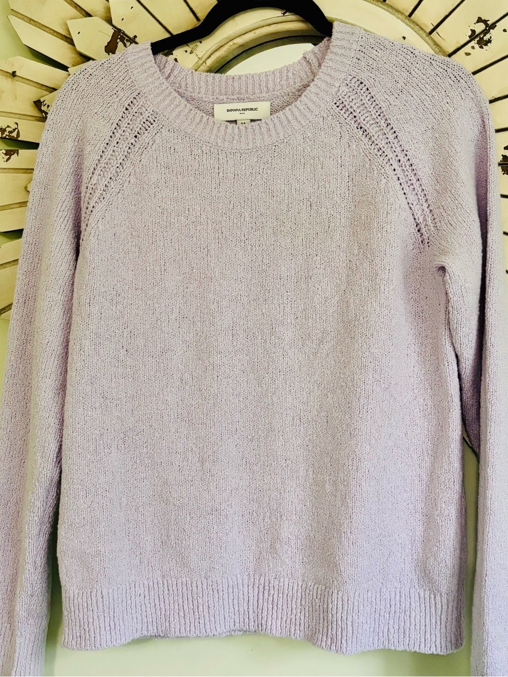Banana Republic Bouclé Raglan Sweater M Lavender Lilac Textured Knit